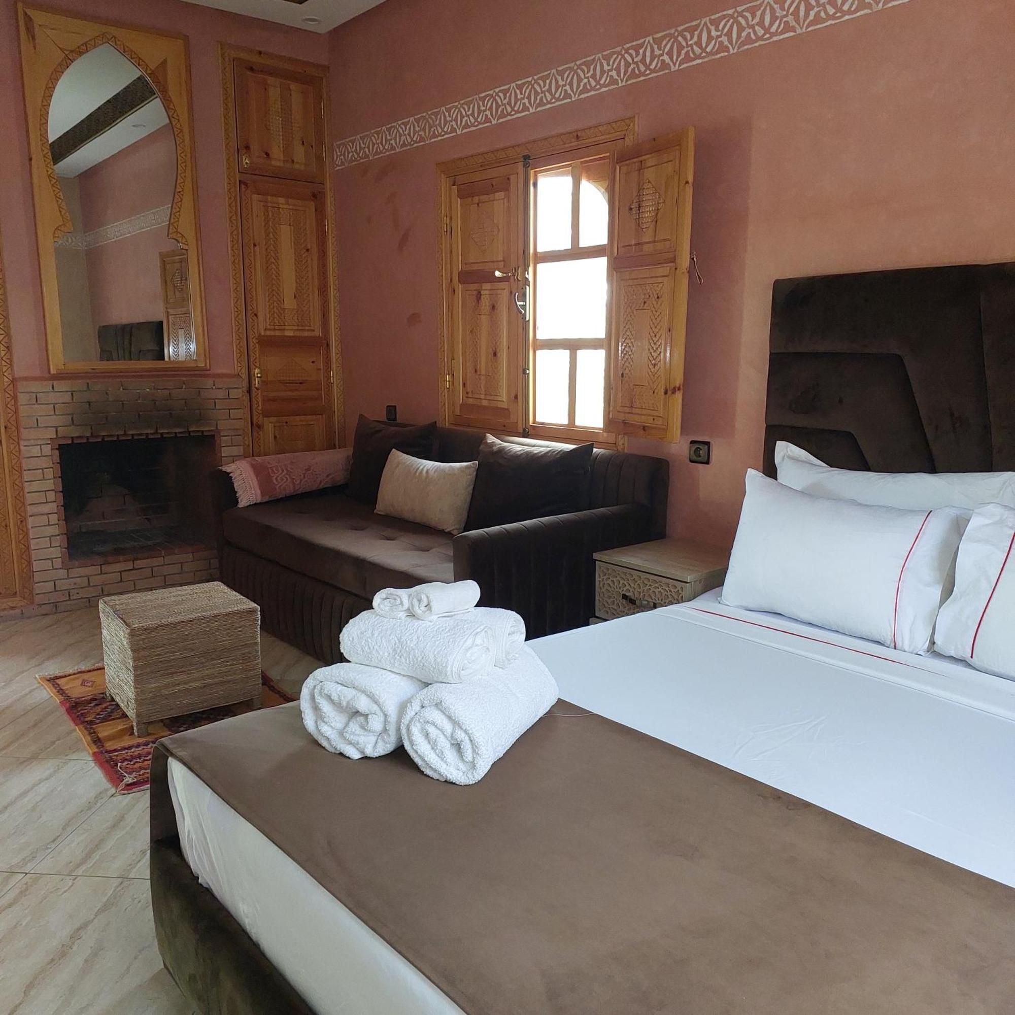 Bed and Breakfast Chez Mamouchthka Урика Экстерьер фото